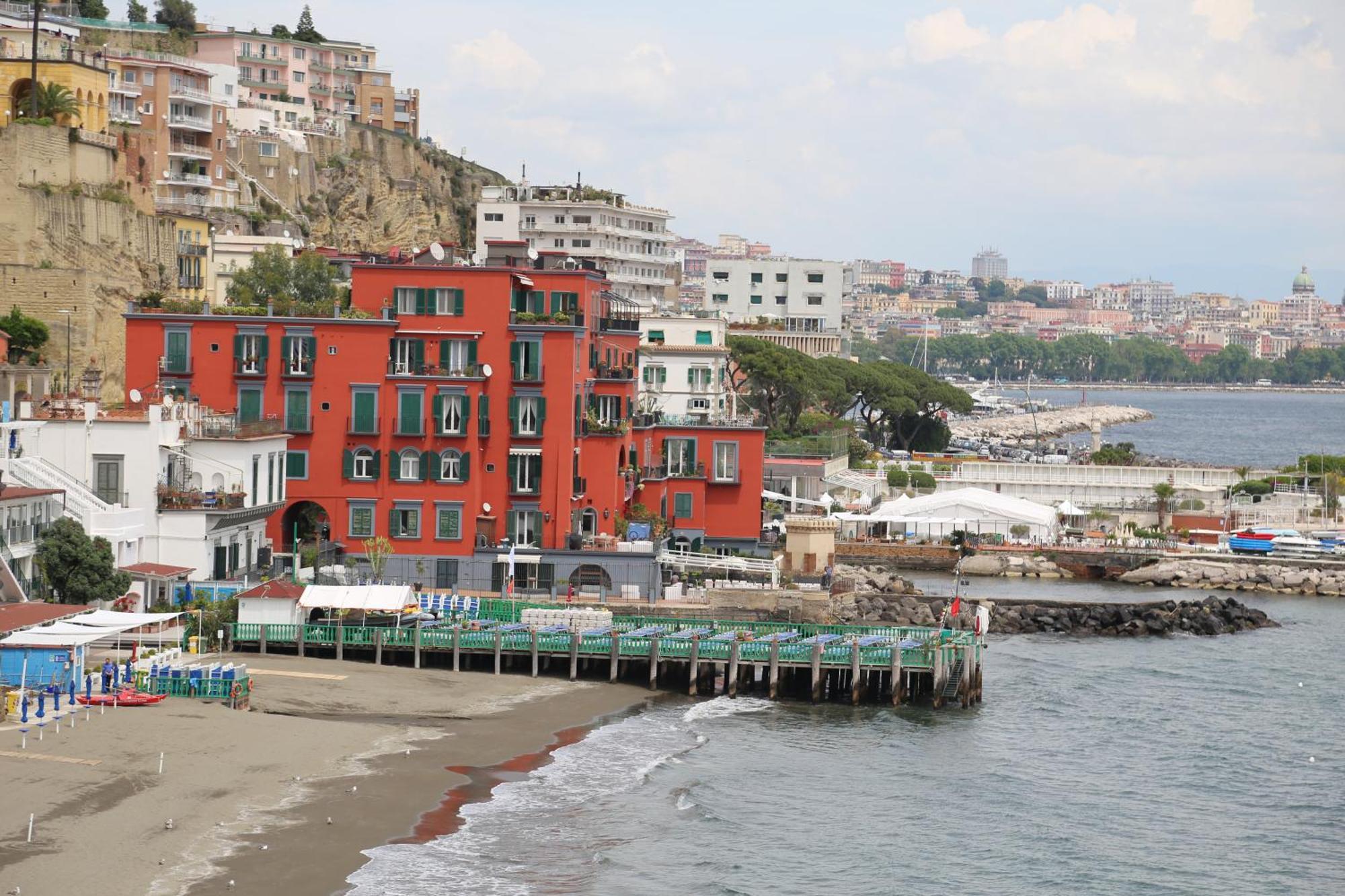 La Casetta Con La Spiaggia Neapol Zewnętrze zdjęcie
